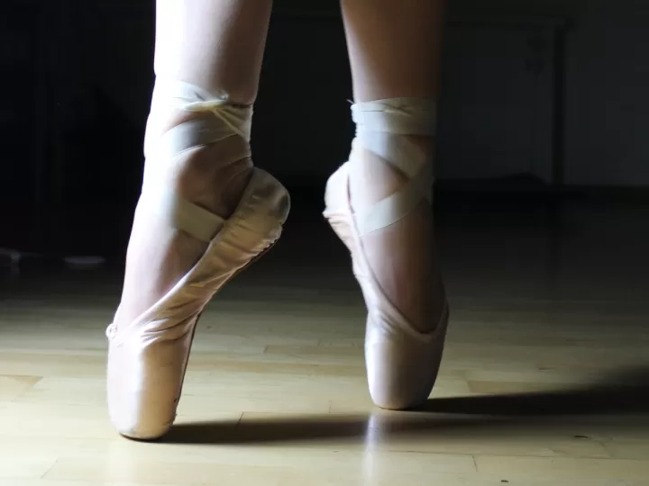 bailarinas con cintas