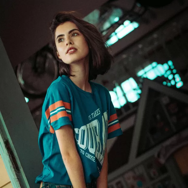 camiseta basica azul marino