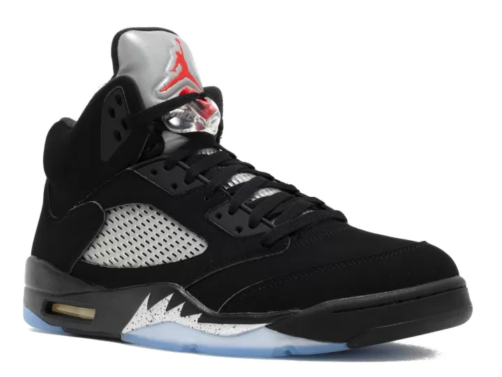jordan retro 5 negras