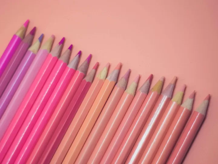 sobre de color