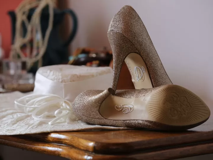 zapato salon negro