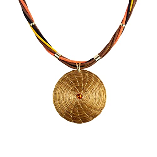 VERA NAVARRO - Collar con Colgante Mandala en Oro Vegetal Ø 50 mm con Swarovski - Cordón Entrelazado 42 cm con Embellecedores y Alargador - Hecho a Mano 100% Natural